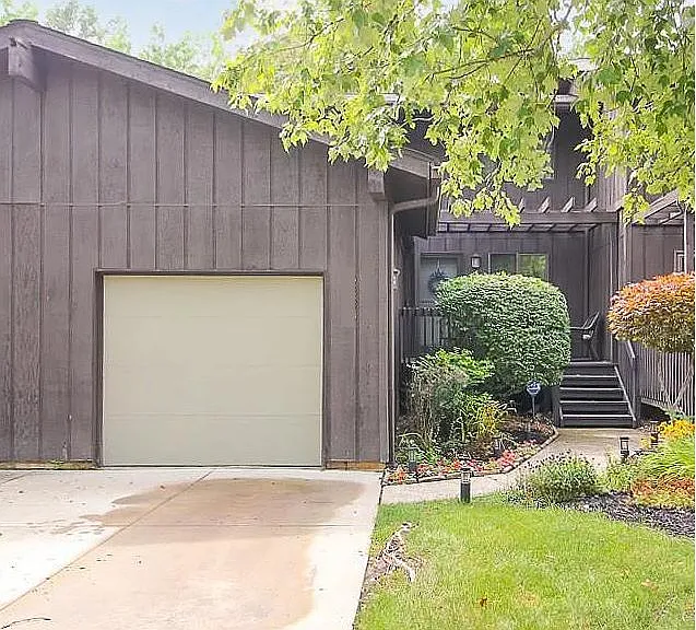 9384 Sherman Ln #308 — Photo 15