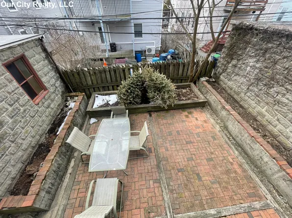 34 Whitman St, Somerville, MA