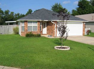511 Desert Oak Dr, Pensacola, FL 32514