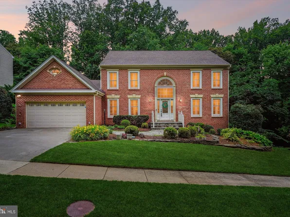 7936 Lobelia Ln, Springfield, VA 22152