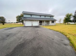 1211 W Apple St, Freeburg, IL 62243