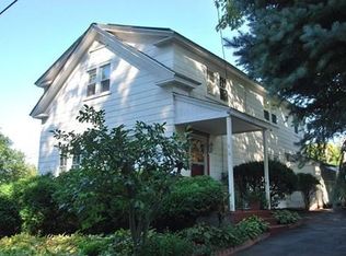 5 Tennyson St, Worcester, MA 01610