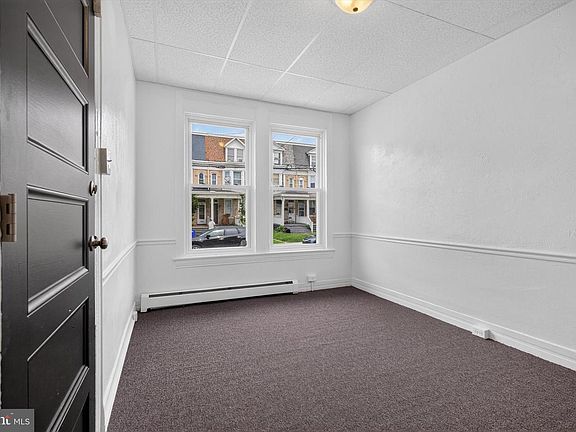 5th image of 142 W Jackson St