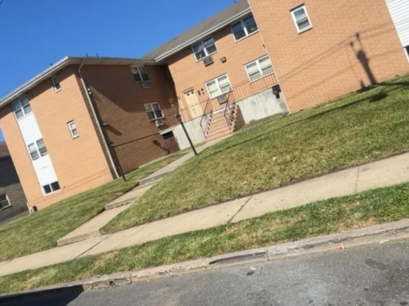 228 E 24th St #5, Paterson, NJ 07514