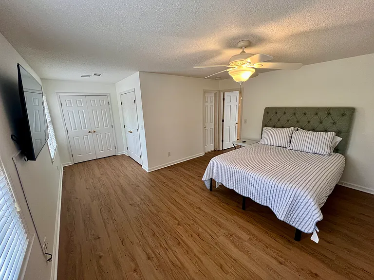 605 Regent Rd — Photo 25