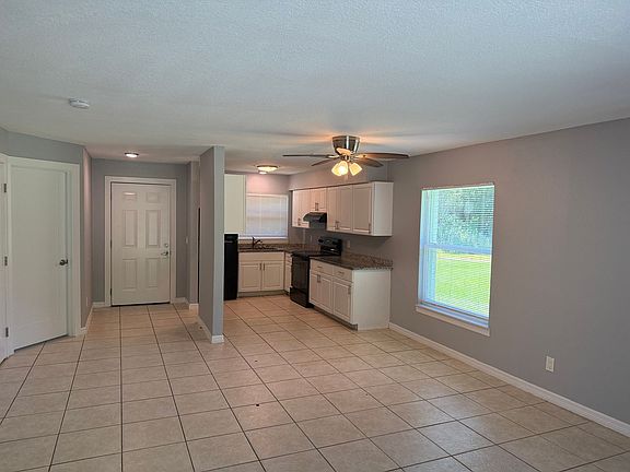 5th image of 712 Parkwood Ave