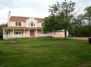 105 Birdsall Rd, Farmingdale, NJ 07727