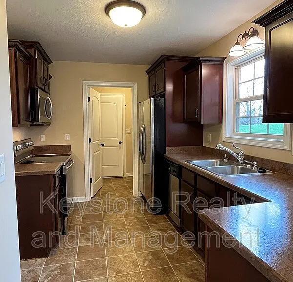 1418 Bruceton Dr — Photo 4