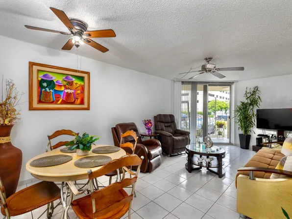 1750 W 46th Street #115, Hialeah, FL 33012