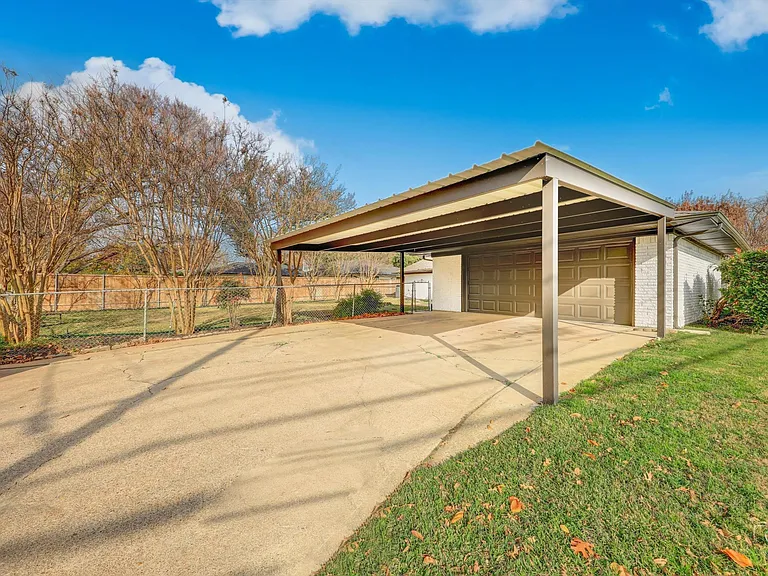10007 Dale Crest Dr — Photo 38