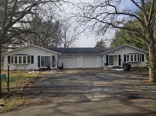 1651-1653 Hook Island Rd, Oregon, WI 53575