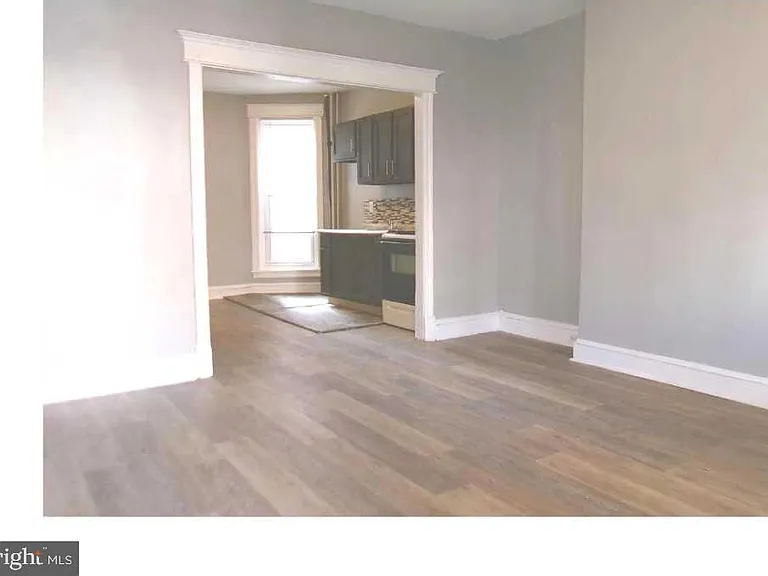 3813 N 8th St — Photo 3