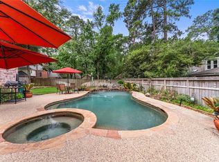 19 Tree Crest Cir, Spring, TX 77381