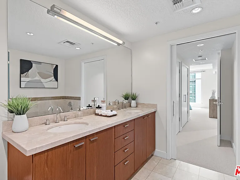 3141 Michelson Dr #1506 — Photo 25
