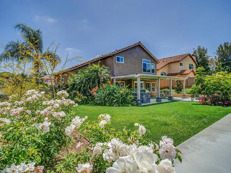 12472 Dormouse Rd — Photo 9