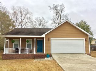 1303 Evangeline Dr, Picayune, MS 39466