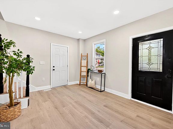 5th image of 2027 Englewood Ave