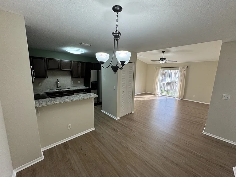 1860 Long Iron Dr #1028-1 — Photo 4