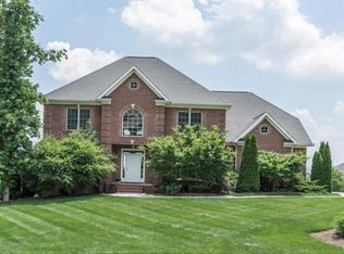12746 Golden Fox Ln, Knoxville, TN 37934