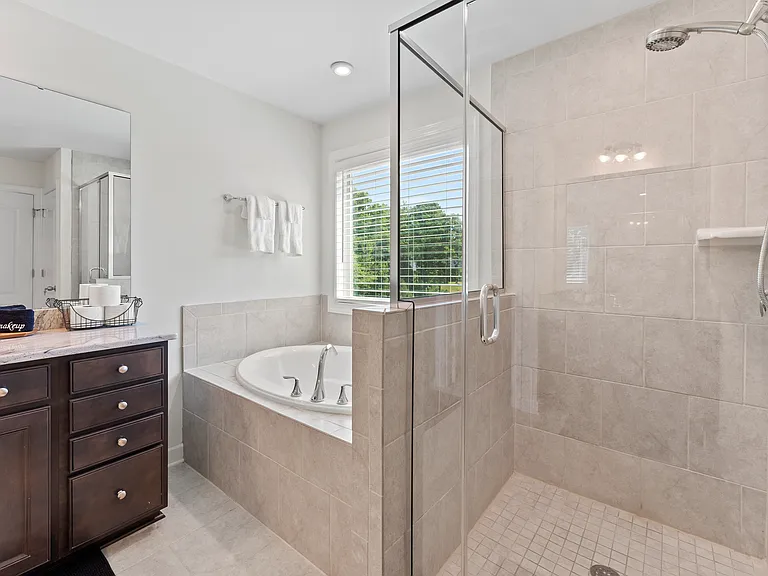 2151 Gregor Overlook Ln — Photo 29