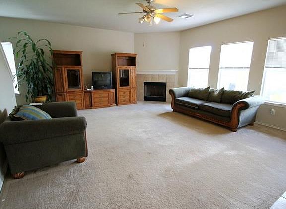 3rd image of 11301 Brownsboro Ct
