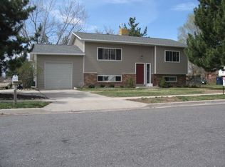 9630 S Mumford Dr, Sandy, UT 84094