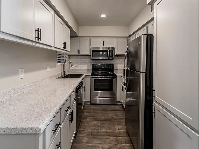 Glenridge — Photo 24