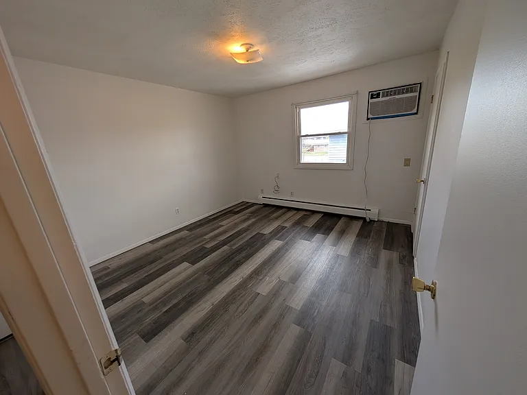 2 Curtis Ct — Photo 6