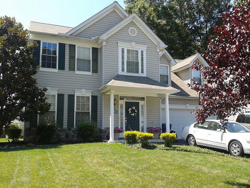421 Web Foot Lane