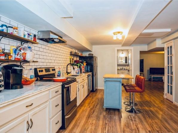 (undisclosed Address)