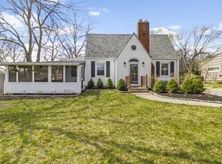 7000 Walmer St, Overland Park, KS 66204