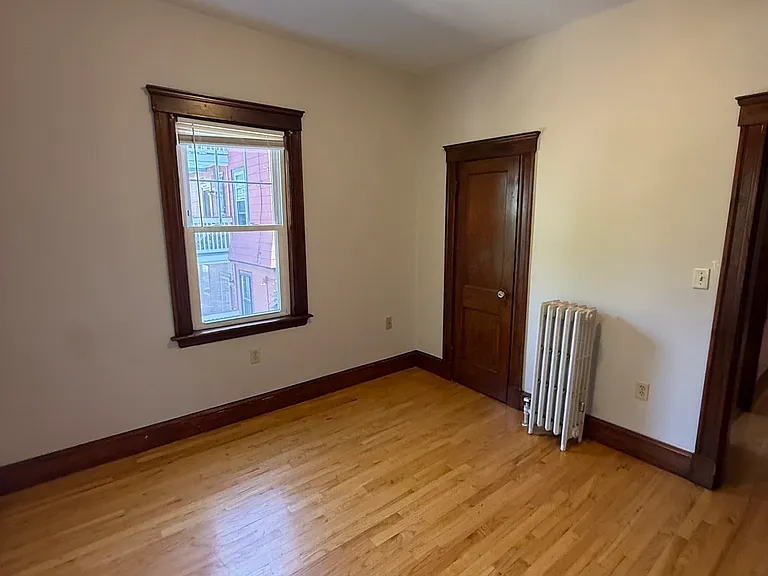 21 Woodman St #3 — Photo 10