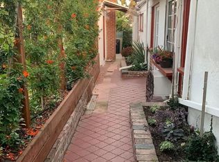 5910 Edgemar Ave, Los Angeles, CA 90043