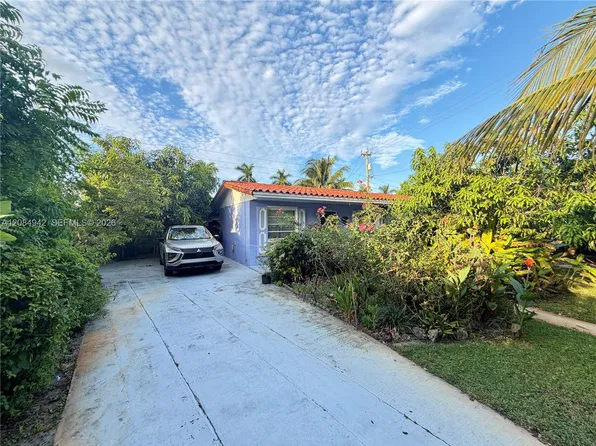18495 NW 78th Ave, Hialeah, FL 33015