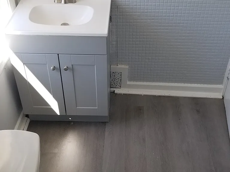 126 Seymour St #126 — Photo 6