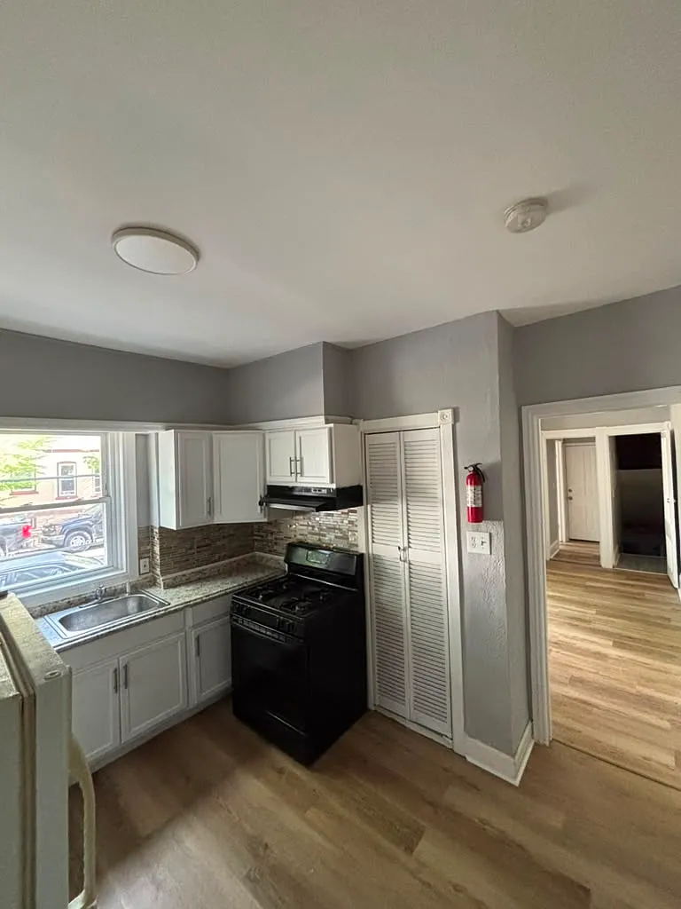 31 Division St, Trenton, NJ 08611 — Photo 1