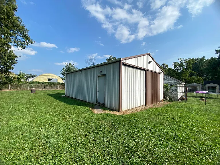 3217 Finley St — Photo 20