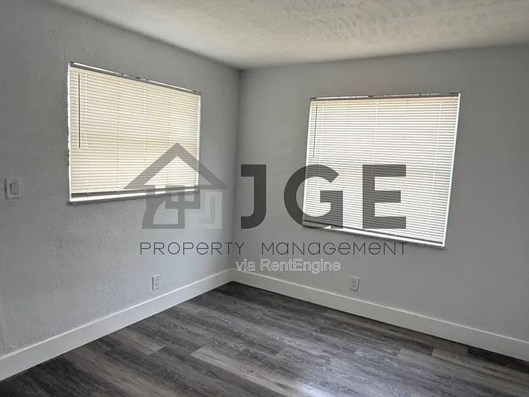 2880 SW 1st St #4 — Photo 5