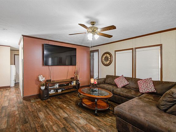 5th image of 12903 Green Valley Dr