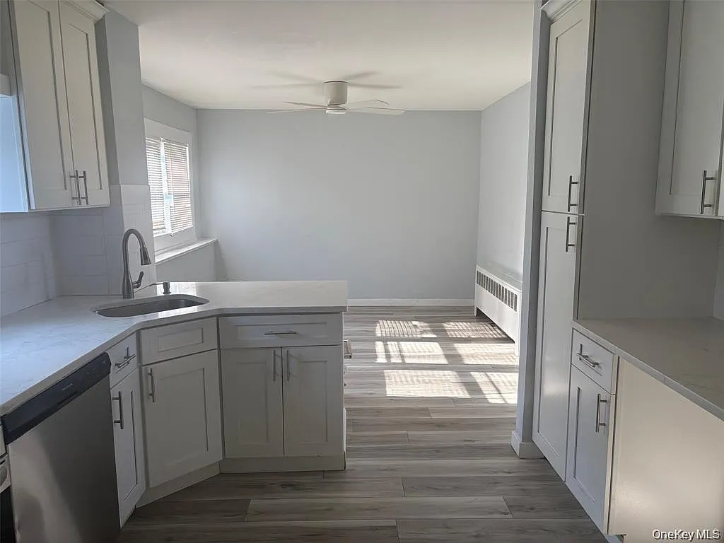 4 bed, 2.0 bath, 1350 sqft, $3,850 — Photo 4