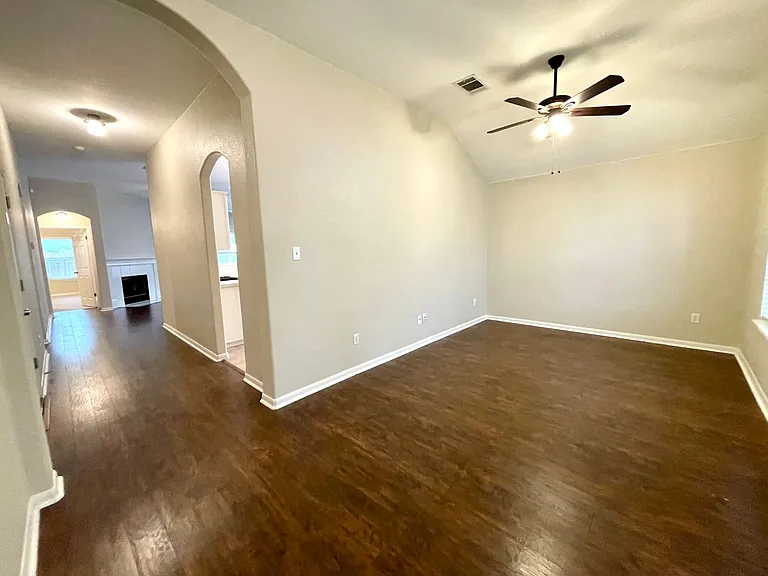 228 Chandler Crossing Trl — Photo 3