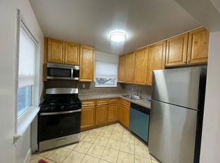 67-22 224th St #3A, Oakland Gardens, NY 11364