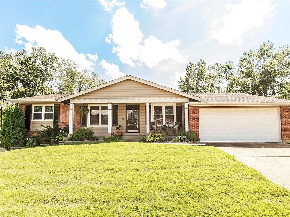 6709 Bear Creek Dr, Saint Louis, MO 63129 MLS 23053182