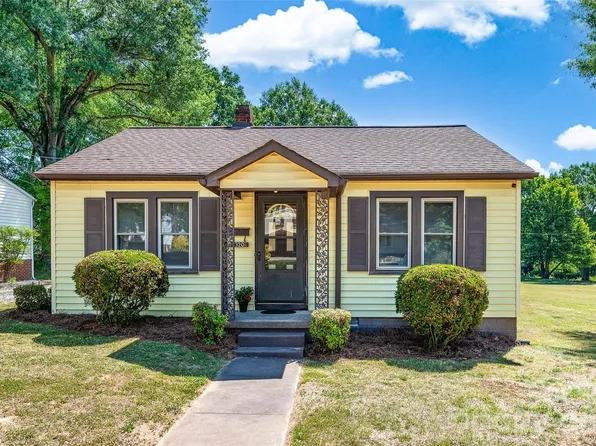 320 Cook St, Mooresville, NC 28115