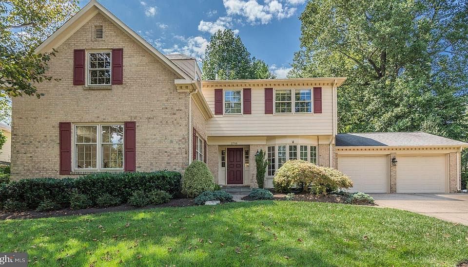 1st image of 3708 Moss Brooke Ct