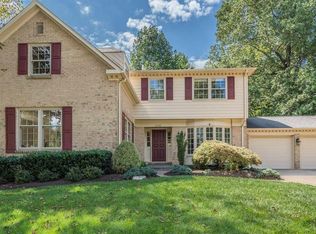 3708 Moss Brooke Ct, Fairfax, VA 22031