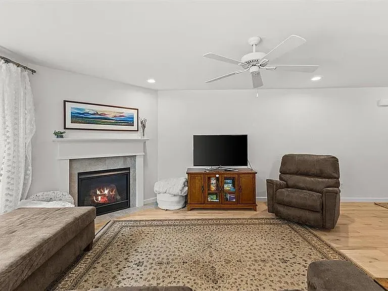 51 Blacksmith Dr — Photo 30