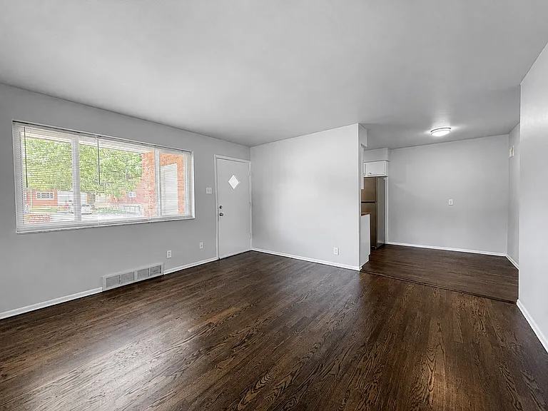 3601 Hallmark Ln #D — Photo 4