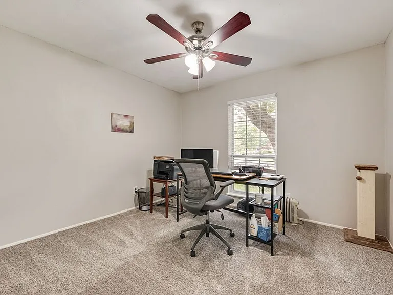 5801 Redwood Ln — Photo 12