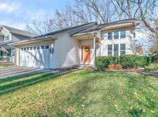 798 Townsend Cres E, Algonac, MI 48001